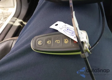 2013 Ford Focus Titanium from USA, damaged, VIN 1FADP3N28DL335610